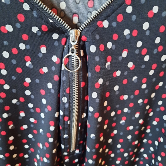 SUMMER SALE BUNDLE 3 TOPS FOR 16$ San Francisco top  , size XL - Picture 3 of 8